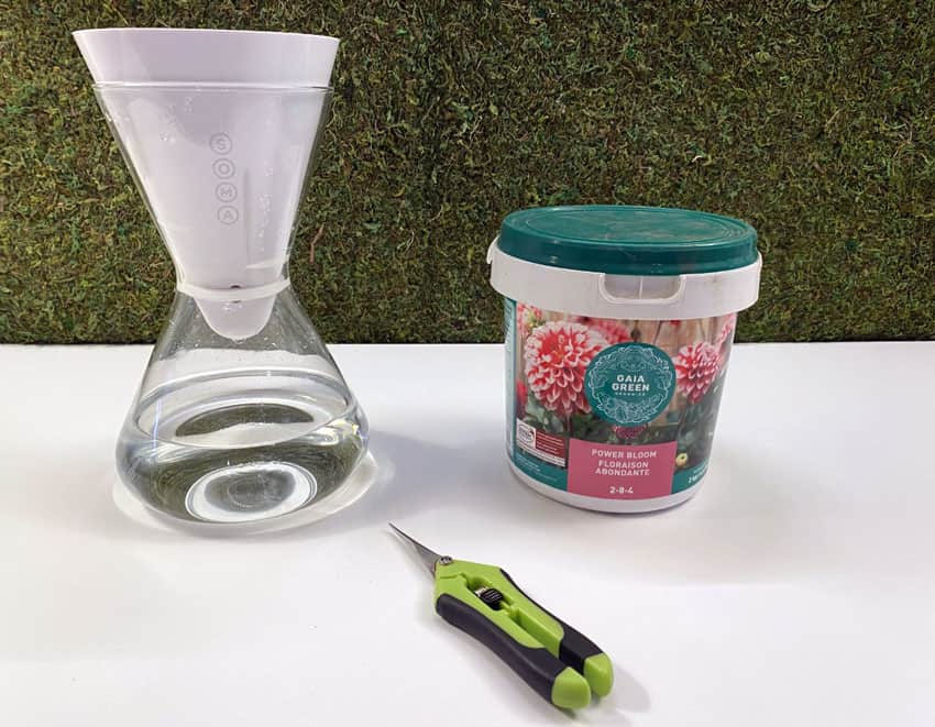 Re-potting supplies