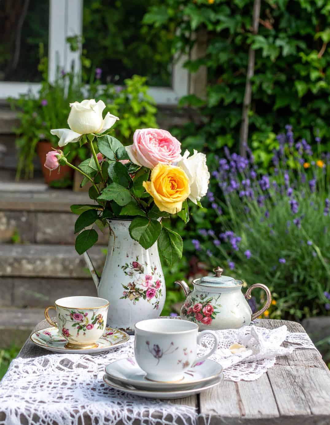 Shabby Chic tea set