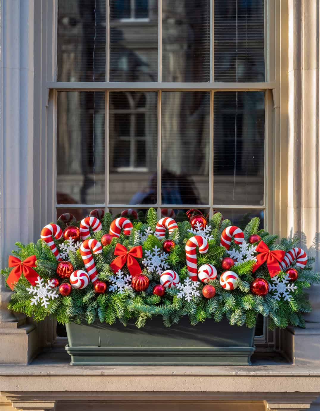 13 christmas windowbox planter